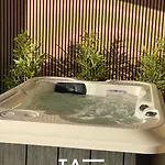 Dom wakacyjny Turismo E Dos Lagos Do Sabor - Piscina & Meirinhos