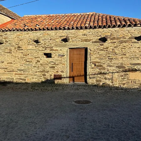 Turismo E Dos Lagos Do Sabor - Piscina & Meirinhos