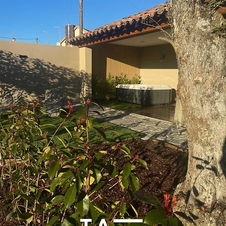 Turismo E Dos Lagos Do Sabor - Piscina &