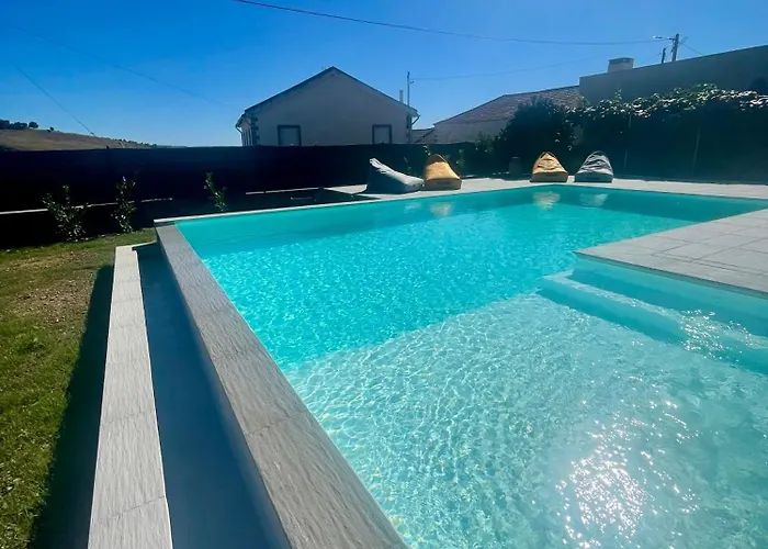 Turismo E Dos Lagos Do Sabor - Piscina & Meirinhos